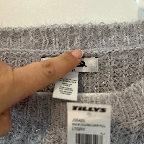 NWT- RSQ Crop Lurex Pullover Knit Sweater - Picture 6 of 14